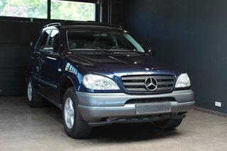 Mercedes-Benz ML 320*AHK*SHZ*Klima*Temp*Schiebedach*1H - photo 1