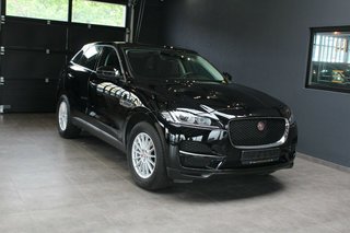 Jaguar F-Pace 20d Pure Automatik*8G*Navi*SHZ* - foto 1