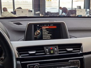 BMW X1 sDrive18d *Automatik*Kamera*Navi*AHK*LED* - photo 4