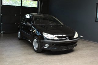 Peugeot 206 Premium 1.4 *Automatik*Klima*TüV 01/23 - photo 1