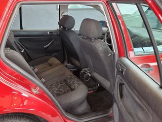 Volkswagen Golf 1.4 Trendline*1.Hand*TÜV*Schiebedach* - bilder 12
