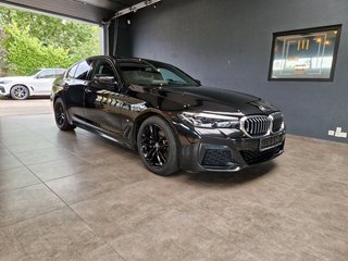 BMW 520d xDrive M Sport Shadow*Alcantara*AHK* - bilder 2