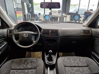 Volkswagen Golf 1.4 Trendline*1.Hand**Schiebedach* - bilder 11