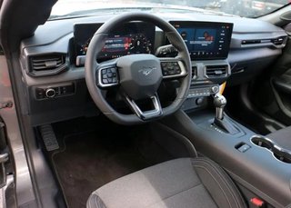 Ford Mustang 2,3EcoBoost*Kamera*CarPlay* - bilder 9