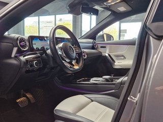 Mercedes-Benz CLA 220 AMG-Line*KAMERA*LED*LEDER*BI-COLOR SITZE - photo 2