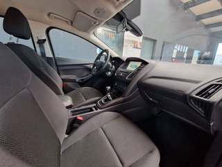 Ford Focus Turnier Trend 1,0EcoBoost*FACELIFT*KLIMA* - photo 2