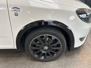 Skoda Fabia 1.2TSI Ambition Monte Carlo*Xenon*PDC* - photo 8