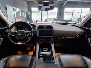 Jaguar F-Pace 25d Prestige AWD*CarPlay*Navi*Kamera - bilder 15