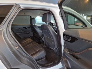 Jaguar F-Pace 25d Prestige AWD*CarPlay*Navi*Kamera - bilder 16