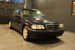 Mercedes-Benz C 180 Used vehicle for sale