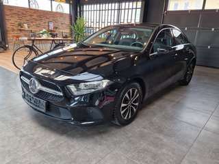 Mercedes-Benz A 180d Limousine Style*8G-DCT*KEYLESS*NAVI*LED - bilder 5