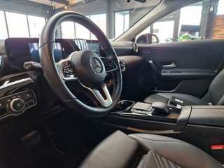 Mercedes-Benz A 180d Limousine Style*8G-DCT*KEYLESS*NAVI*LED - bilder 7