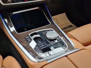 BMW X5 xDrive40i Shadow Line*Widescreen*Memory* - bilder 12