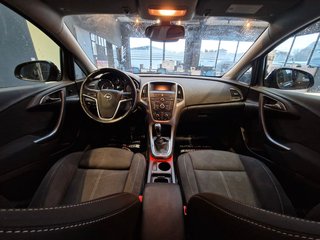 Opel Astra J Edition 1,4Turbo*PDC*AHK*KLIMA*TEMP - photo 1