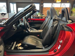 Mazda MX-5 *Leder*Bose*1. Hand* #- nur 5.491 km - # - bilder 9