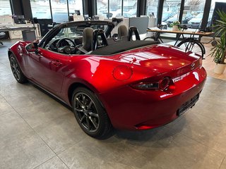 Mazda MX-5 *Leder*Bose*1. Hand* #- nur 5.491 km - # - bilder 8