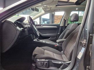 Volkswagen Passat Variant Comfortline 2,0TDI*PANO*MASSAGE* - foto 2