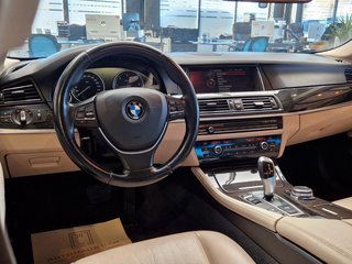 BMW 535d xDrive Luxury*Navi*Kamera*Bi-Xenon* - bilder 8