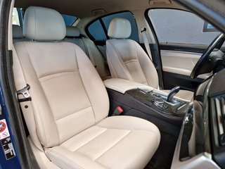 BMW 535d xDrive Luxury*Navi*Kamera*Bi-Xenon* - bilder 14