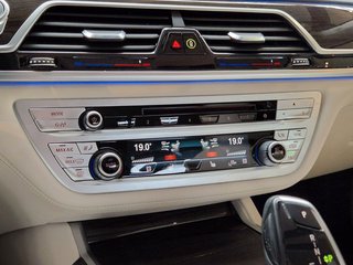 BMW 730d M Sport Shadow*1.HAND*PFLEGEMODELL*360°KAM - bilder 21