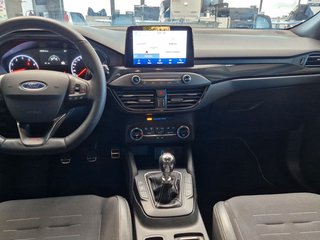 Ford Focus Turnier ST 320PS*KAMERA*AHK*CARPLAY*NAVI - foto 7