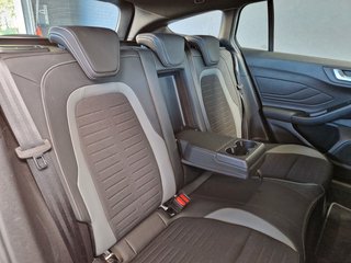 Ford Focus Turnier ST 320PS*KAMERA*AHK*CARPLAY*NAVI - foto 20