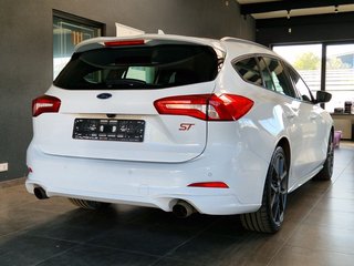 Ford Focus Turnier ST 320PS*KAMERA*AHK*CARPLAY*NAVI - foto 6