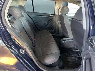 Volkswagen Golf V 1.4*1.Hand*AHK*Klima*TÜV bis 02/2028 - photo 9
