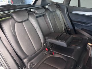 BMW X1 xDrive25d Sport-Line*PANO*AHK*HUD*KAMERA*KEYL - photo 13