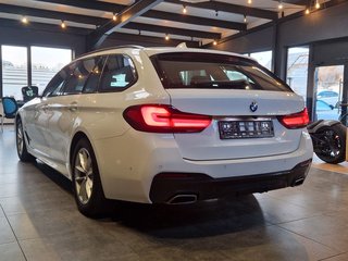 BMW 520d xDrive Touring M Sport*LED*Navi*Ambiente* - photo 2