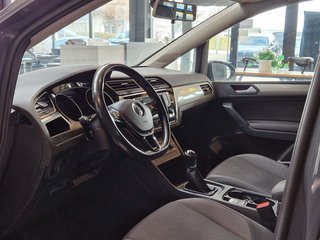 Volkswagen Touran Trendline 1,6TDI*NAVIGATION*BLUETOOTH*PDC - bilder 10