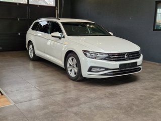 Volkswagen Passat Variant 2.0TDI*200PS*Kamera*AHK*ACC - photo 3