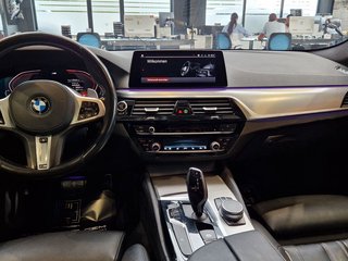 BMW 540d xDrive Touring M Sport*HUD*Pano*h&k*ACC* - bilder 10