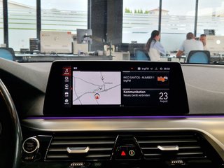 BMW 540d xDrive Touring M Sport*HUD*Pano*h&k*ACC* - bilder 11
