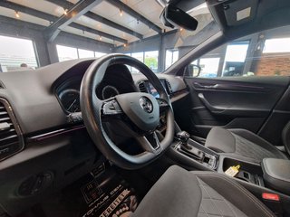 Skoda Karoq Sportline 2,0TSI 4x4*Kamera*Canton Sound* - foto 2