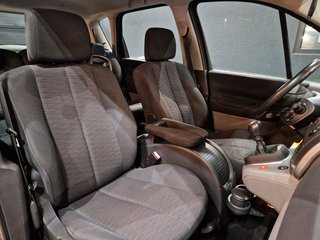 Renault Scenic Exception 2.0 16V*Keyless Go*AHK*Xenon* - photo 7