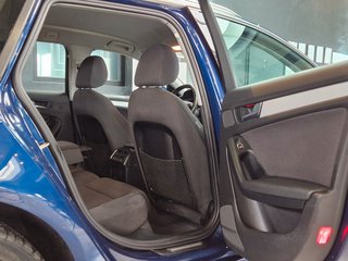 Audi A4 Avant Ambiente 2,0TDI*AHK*NAVI*KEYLESS*XENON* - foto 15