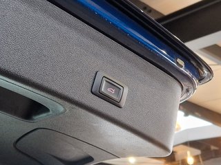 Audi A4 Avant Ambiente 2,0TDI*AHK*NAVI*KEYLESS*XENON* - foto 9