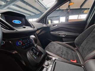 Ford Kuga AWD ST-Line 2,0TDCi*PANO*CARPLAY*SONY*ACC - foto 4