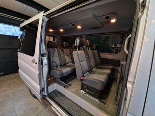 Volkswagen Crafter Kombi 35 mittel L2H1*Behindert*9S - bilder 3
