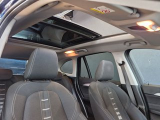 BMW X1 sDrive18i *Kamera*Pano*Navi** 38.500 km ** - bilder 10