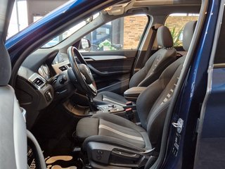 BMW X1 sDrive18i *Kamera*Pano*Navi** 38.500 km ** - bilder 1