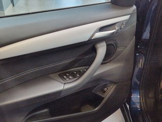 BMW X1 sDrive18i *Kamera*Pano*Navi** 38.500 km ** - bilder 10