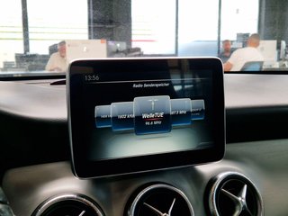 Mercedes-Benz CLA 200 AMG-Line*PANO*BI-XENON*ALCANTARA* - photo 8