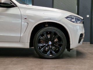 BMW X5 M50d Pano*Standhzg*h&k*360° Kamera - foto 5