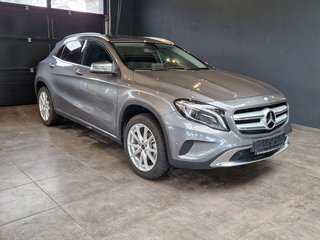 Mercedes-Benz GLA 200 Urban*Bi-Xenon*Navi*Teilleder*Temp*Klima - photo 2