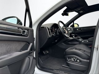Porsche Cayenne GTS PDLS  Carbon Pano StandHzg HeadUp 22 - photo 6
