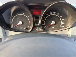 Ford Fiesta Trend - foto 4