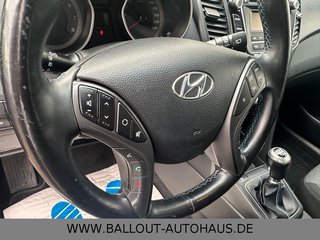 Hyundai i30 blue*2.HAND*KLIMA*TEMPO*BT*EURO6*TÜV 08-27* - foto 2