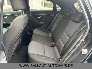 Hyundai i30 blue*2.HAND*KLIMA*TEMPO*BT*EURO6*TÜV 08-27* - foto 4